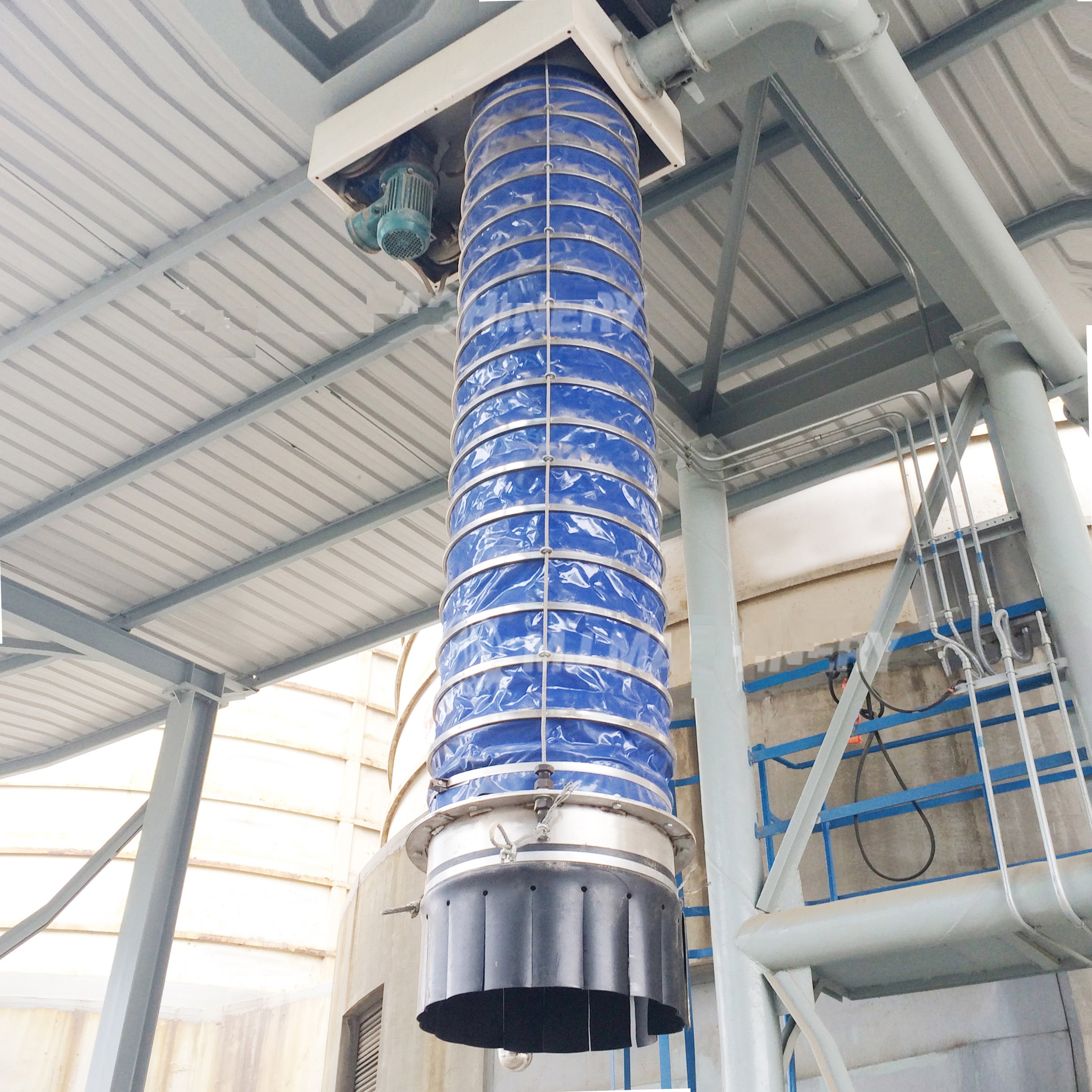 TELESCOPIC CHUTE`