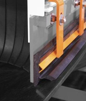 ��� ���� 4���g